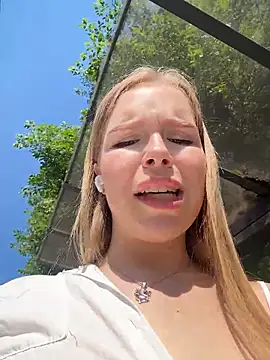 mur girl online show from June 21, 2026, 12:19 pm