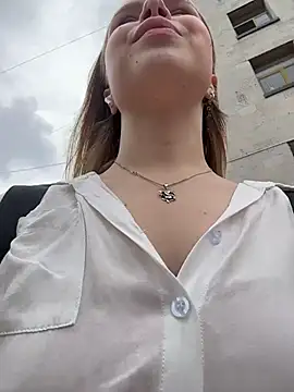 mur girl online show from July 3, 2026, 12:33 pm