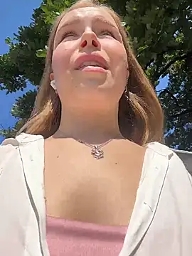 mur girl online show from July 12, 2026, 12:07 pm