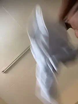 nymphonigh online show from September 29, 2025, 7:02 am