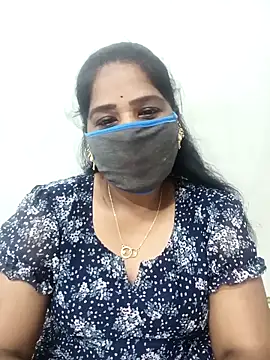 Snapshot of MaaliiiPonuTamil chatting on December 18, 2025, 5:52 pm MaaliiiPonuTamil online show from December 18, 2025, 5:52 pm