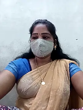 Snapshot of MaaliiiPonuTamil chatting on February 3, 2026, 6:40 am MaaliiiPonuTamil online show from February 3, 2026, 6:40 am