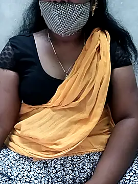 Snapshot of MaaliiiPonuTamil chatting on February 12, 2026, 12:16 am MaaliiiPonuTamil online show from February 12, 2026, 12:16 am