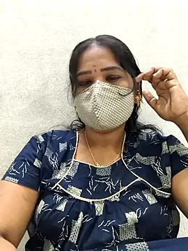 Snapshot of MaaliiiPonuTamil chatting on February 16, 2026, 2:35 pm MaaliiiPonuTamil online show from February 16, 2026, 2:35 pm