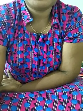 Snapshot of MaaliiiPonuTamil chatting on February 21, 2026, 7:42 am MaaliiiPonuTamil online show from February 21, 2026, 7:42 am