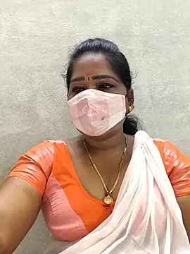 Snapshot of MaaliiiPonuTamil chatting on March 5, 2026, 11:56 pm MaaliiiPonuTamil online show from March 5, 2026, 11:56 pm