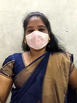 Snapshot of MaaliiiPonuTamil chatting on March 19, 2026, 5:39 pm MaaliiiPonuTamil online show from March 19, 2026, 5:39 pm