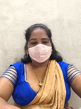 Snapshot of MaaliiiPonuTamil chatting on March 25, 2026, 5:08 pm MaaliiiPonuTamil online show from March 25, 2026, 5:08 pm