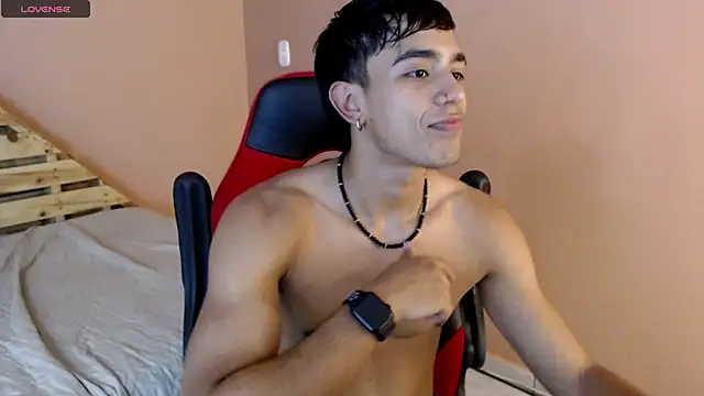 karlgiles  online show from February 20, 2025, 6:02 pm