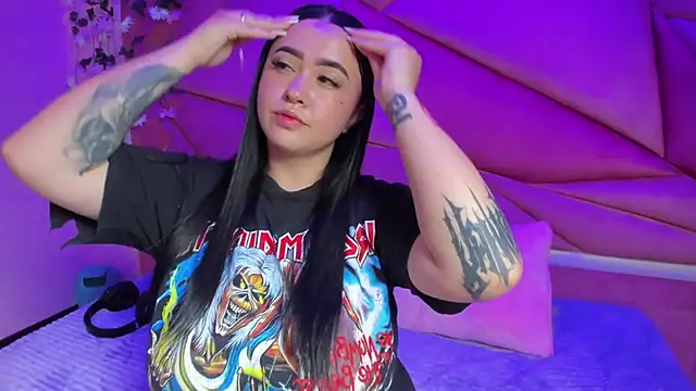 Victoria Rossy online show from October 11, 2025, 7:45 pm