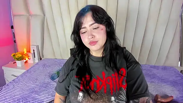 Victoria Rossy online show from June 14, 2026, 10:56 pm