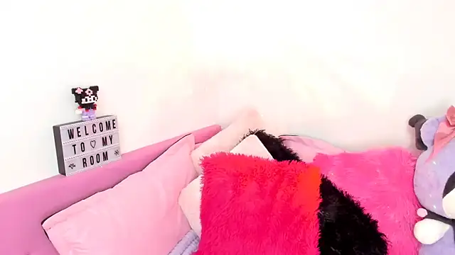 gabyye capprins online show from February 7, 2025, 1:25 am