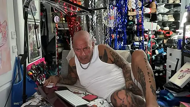 Snapshot of joeytatts66 chatting on May 31, 2026, 1:58 am joeytatts66 online show from May 31, 2026, 1:58 am