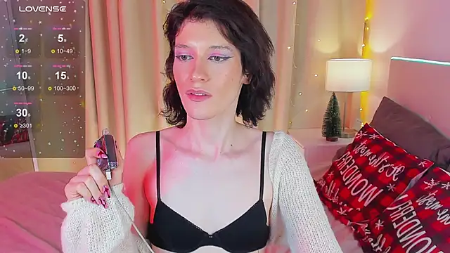 Snapshot of Kolette_Gray chatting on December 7, 2024, 4:58 pm Kolette Gray online show from December 7, 2024, 4:58 pm