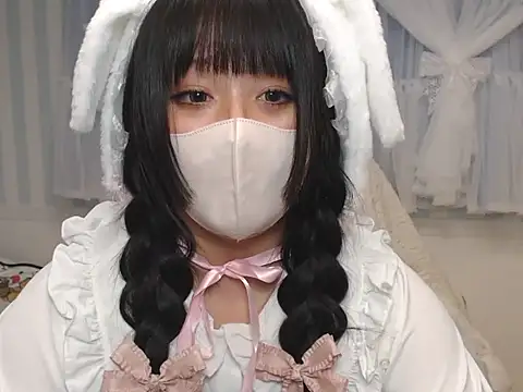 yua0727 online show from October 4, 2025, 1:31 pm