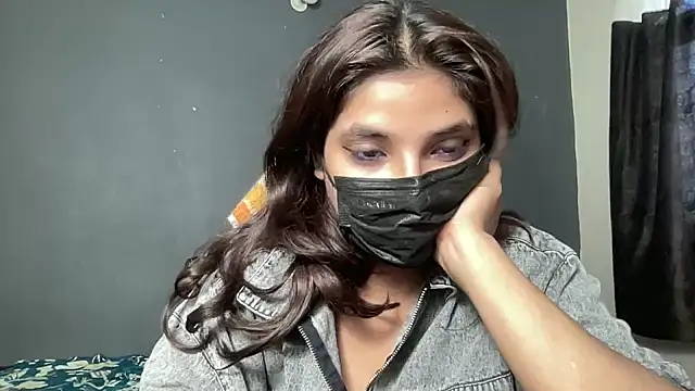 callmeshreya online show from April 11, 2026, 7:45 am