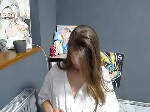 felicity gold online show from June 5, 2026, 6:52 am