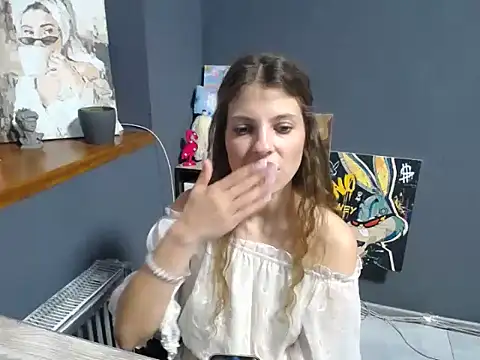 felicity gold online show from June 8, 2026, 5:52 am