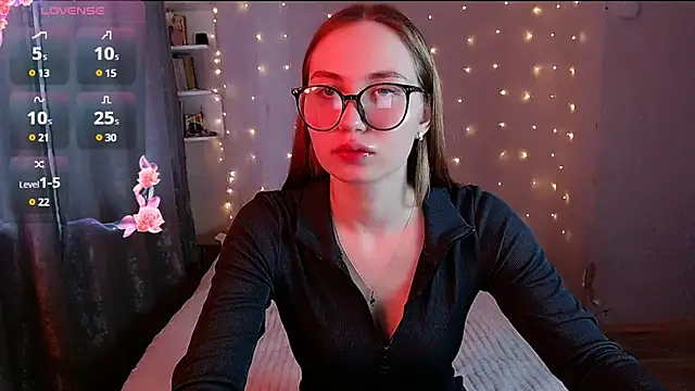 Snapshot of Miya_Mark chatting on January 28, 2025, 12:22 pm Miya Mark online show from January 28, 2025, 12:22 pm