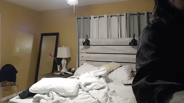 TexasTattooedHouseWife online show from March 17, 2025, 1:08 pm