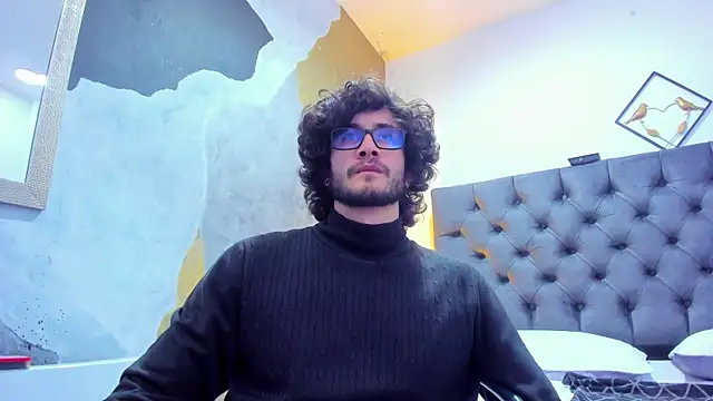 Loggan donnelly online show from February 27, 2025, 9:04 pm