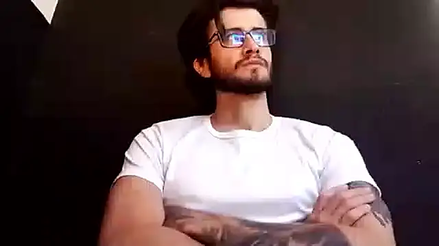 Loggan donnelly online show from October 23, 2025, 6:17 pm