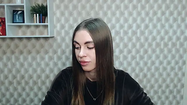 AlisaCatty  online show from March 12, 2025, 10:26 am