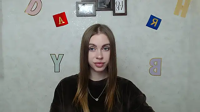 AlisaCatty  online show from March 17, 2025, 7:35 am