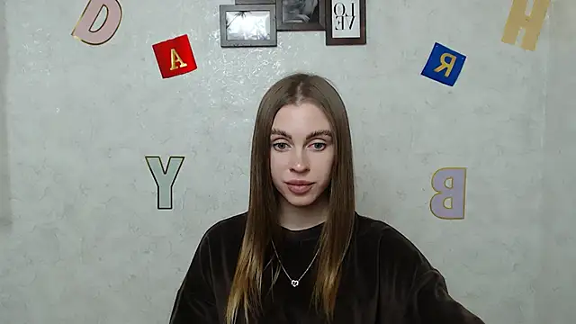 AlisaCatty  online show from March 17, 2025, 10:49 am