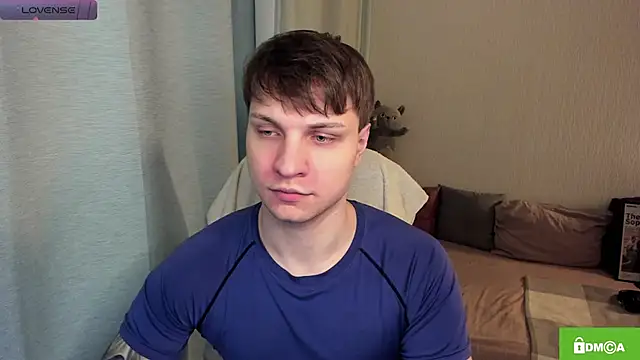 Snapshot of handsome_guy01 chatting on June 17, 2026, 6:27 am handsome guy01 online show from June 17, 2026, 6:27 am
