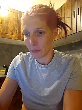 Lenchen  online show from May 27, 2026, 7:44 pm