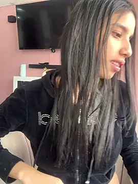 Praga Pink online show from April 23, 2026, 1:35 pm