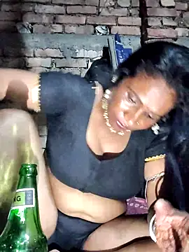 Hotty-dola online show from October 1, 2025, 7:31 pm