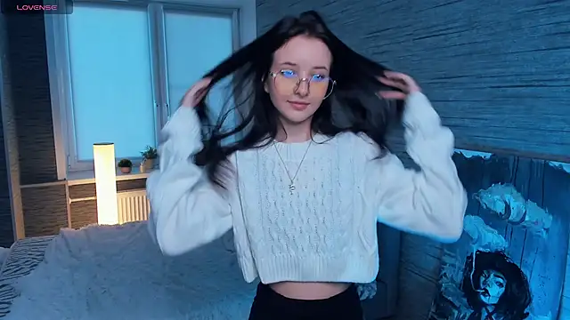 MerylHedley online show from December 14, 2024, 10:13 am