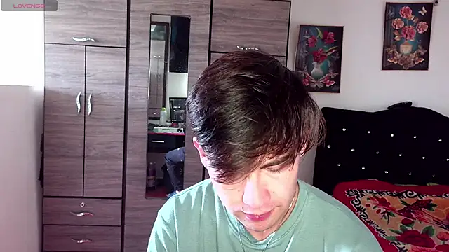 Snapshot of samael1107 chatting on April 11, 2026, 2:54 pm samael1107 online show from April 11, 2026, 2:54 pm