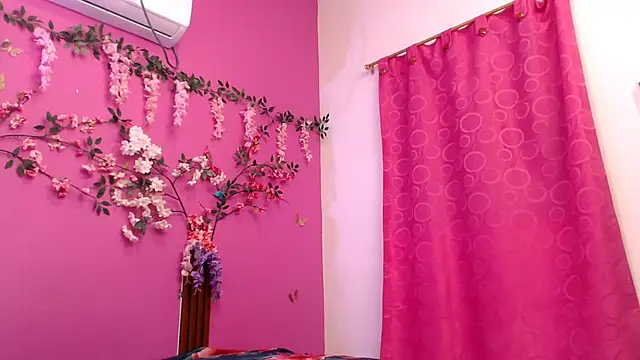 Snapshot of analdeepalejandra18 chatting on February 25, 2026, 7:23 pm analdeepalejandra18 online show from February 25, 2026, 7:23 pm