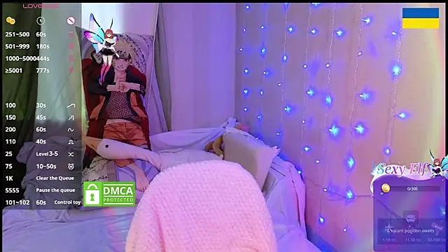 Snapshot of RedVelveten chatting on March 8, 2025, 6:43 am RedVelveten online show from March 8, 2025, 6:43 am