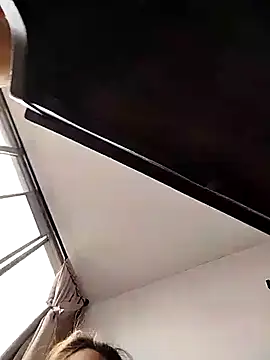 Alexandra 65 online show from March 16, 2025, 4:01 pm