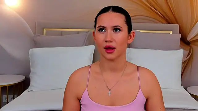 Snapshot of milaleoneli chatting on September 14, 2025, 3:11 pm milaleoneli online show from September 14, 2025, 3:11 pm