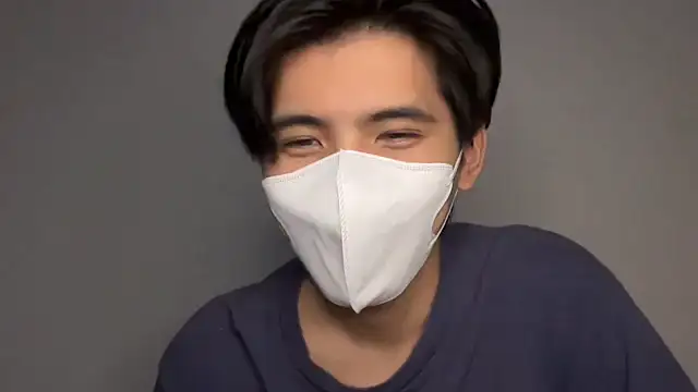 Lio kun online show from November 8, 2025, 1:11 pm