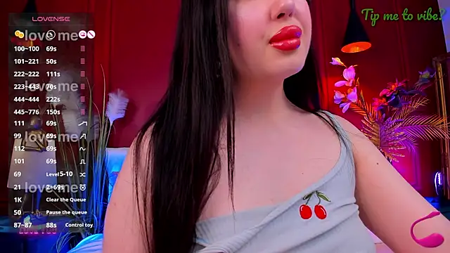 Mayzzie online show from March 31, 2026, 7:25 pm