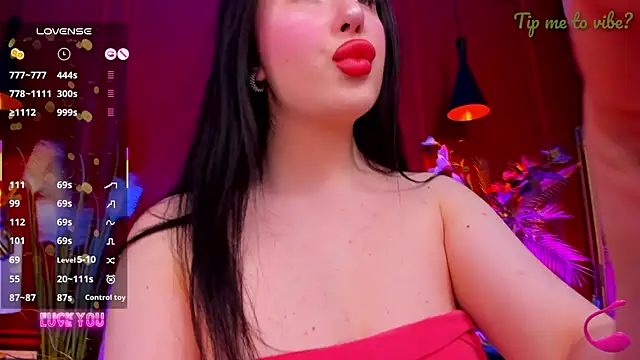 Mayzzie online show from June 6, 2026, 7:29 pm