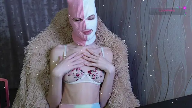 Domiiiniiicana online show from December 15, 2024, 2:16 pm