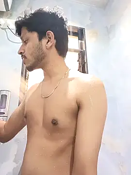 skinnyyyyyyyyy online show from November 12, 2025, 5:41 am