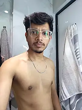 skinnyyyyyyyyy online show from November 28, 2025, 4:26 am