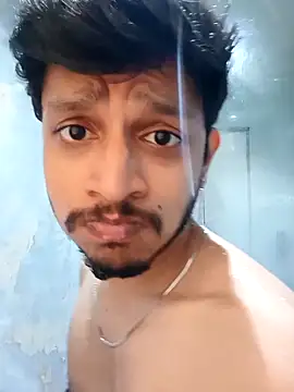 skinnyyyyyyyyy online show from February 25, 2026, 4:44 am