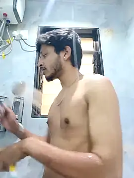 skinnyyyyyyyyy online show from March 28, 2026, 3:39 am