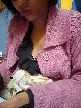 Snapshot of Sanjana-Mehar chatting on December 10, 2024, 11:40 pm Sanjana-Mehar online show from December 10, 2024, 11:40 pm