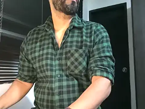 bruce bigg online show from February 5, 2025, 11:23 am