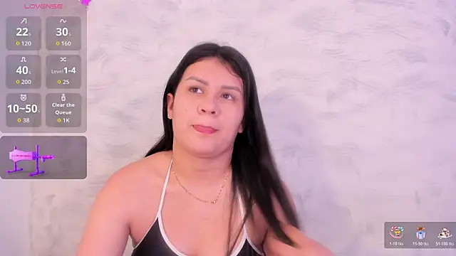 Elalove  online show from November 6, 2025, 8:26 am